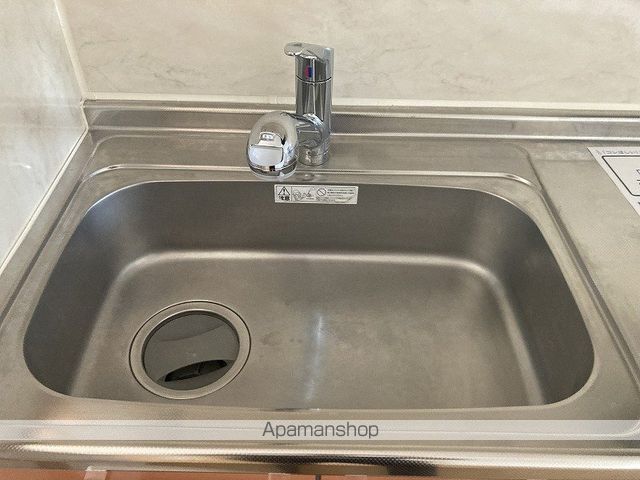 ビューレインボーIIIの内装写真