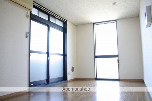 レオパレストゥインクル砂川の内装写真