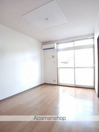 ニューシティどい[2DK/40.04m2]のリビング・居間