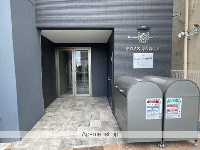 クロノス48練兵町の玄関写真