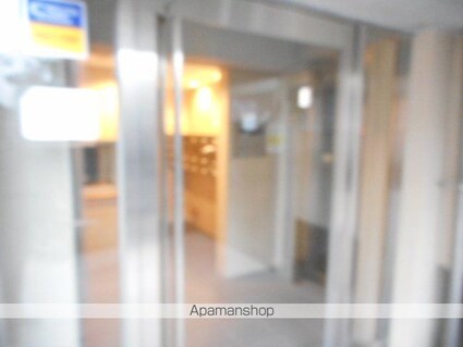 ブライズ中野中央[1R/21.95m2]のエントランス1