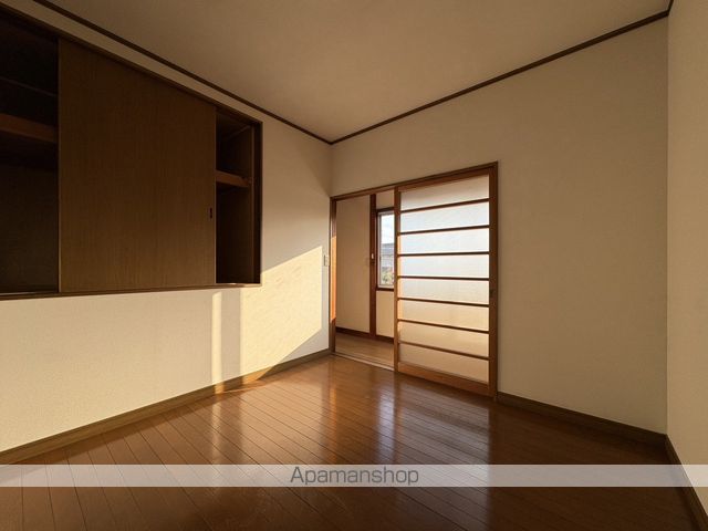 岡山市南区 2階建 築57年の内装写真