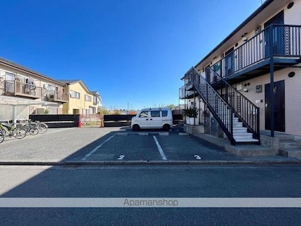 Ｊ・フローレ[1K/22.52m2]の駐車場