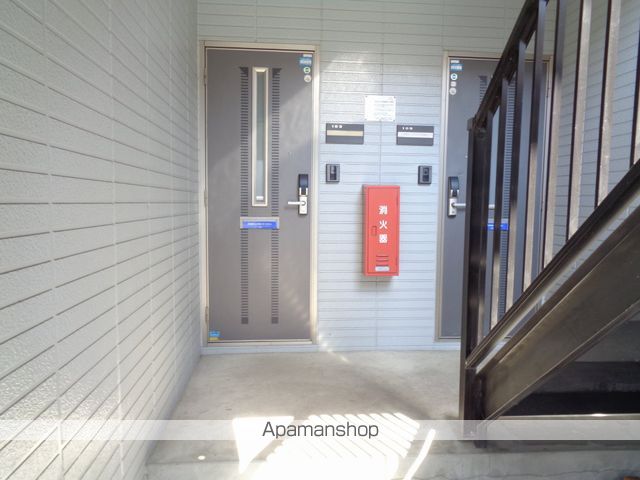 セジュールME諏訪B棟の玄関写真