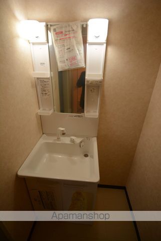 ハイエスト中の島の内装写真