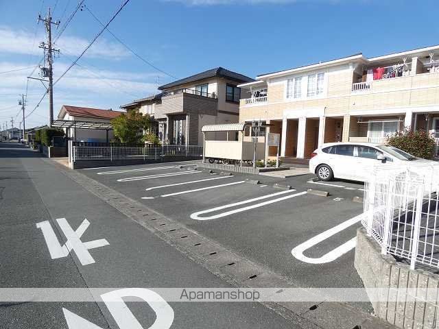 リュウ・フロイデBのその他写真