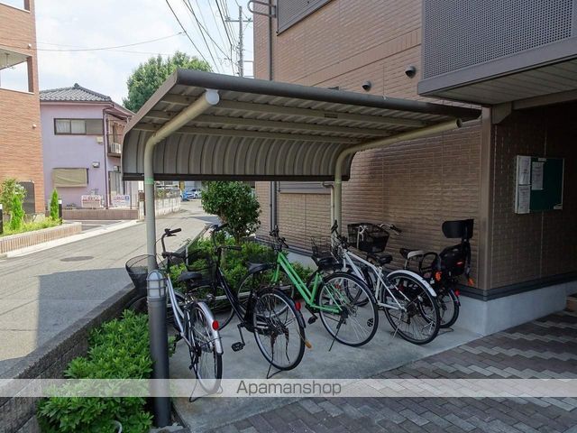 【昭島市田中町のアパートの写真】