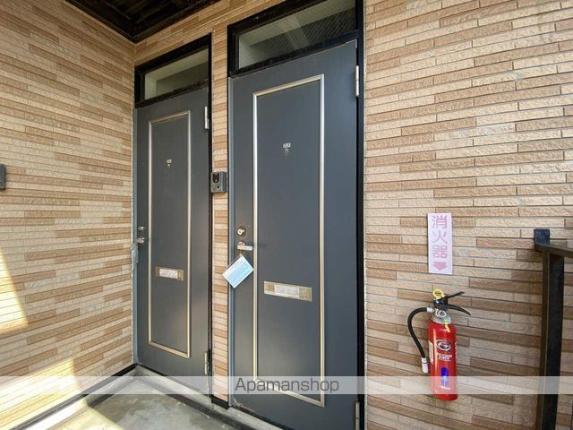 PERRY LANDの玄関写真