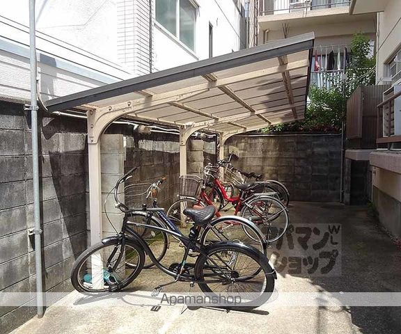 岡本マンションの外観写真