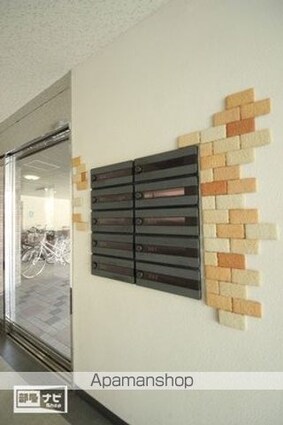 グランシャトレ伊賀上[1K/30.38m2]の外観3