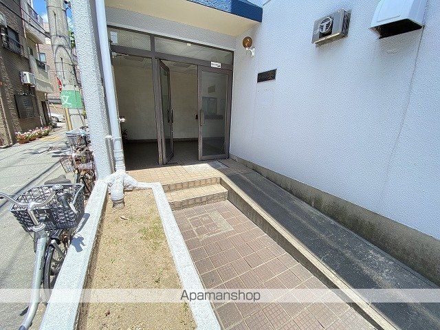 マンション葵の玄関写真