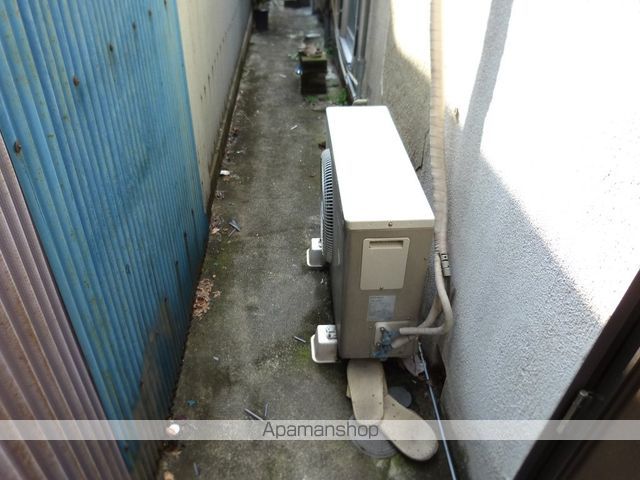 緑ヶ丘貸家の外観写真