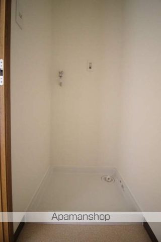 ルネス下中野マンションの内装写真