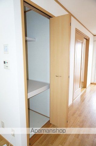 apartment 山形県東村山郡中山町大字長崎
地図を見る