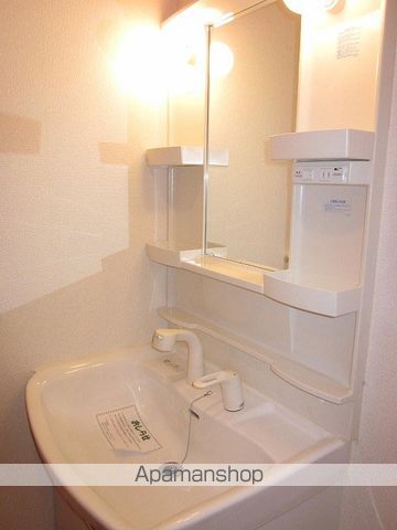 広島県府中市中須町[1R/32.9m2]の洗面所