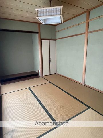 安芸高田市 1階建 築35年の内装写真