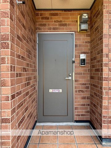 ミルト Bの玄関写真