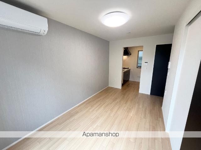 ペルシュワールの内装写真