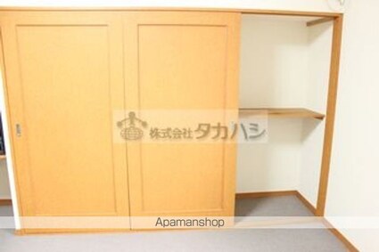 レオパレスエスポアール２番館[1K/26.49m2]の収納