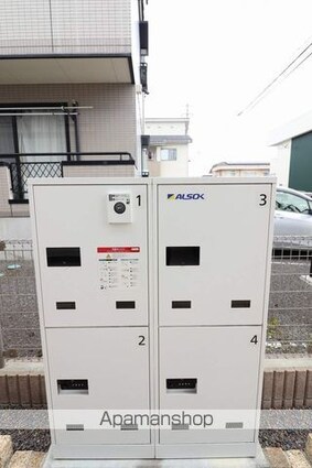 トロワ・エトワール[1R/32.23m2]のエントランス2