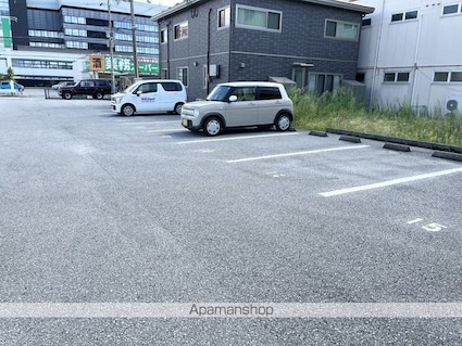 ハイツＦｏｒＹｏｕ１号館[1LDK/51.06m2]の駐車場