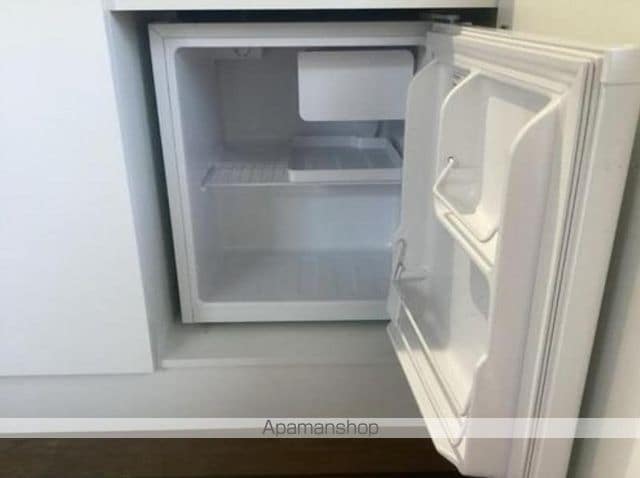 ダイアパレス中央町 402号の内装写真