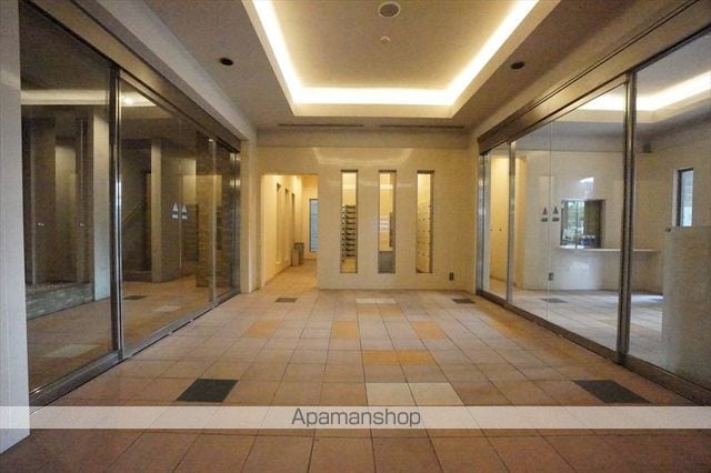 LA DOUCEUR山王の玄関写真