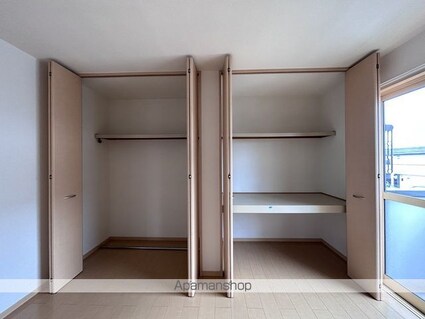 エスペランサＴＡＴＳＵＭＩ[2LDK/55.44m2]の収納