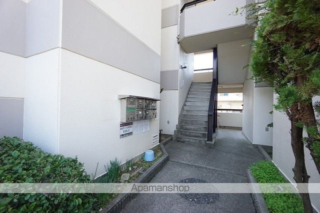 マンション・アメニティPARTIIの玄関写真