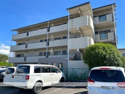 ヴィラアンドゥミル[3DK/56.1m2]の外観2