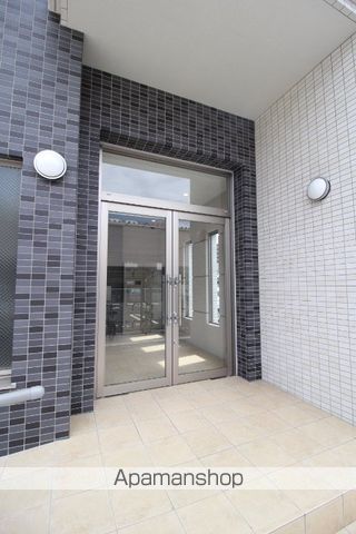 サンリットIIIの玄関写真