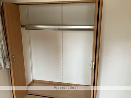 ドゥエル若草[4LDK/89.54m2]の収納