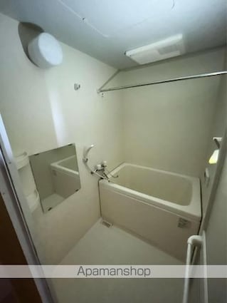 デロリアン　[1K/27.2m2]のバス