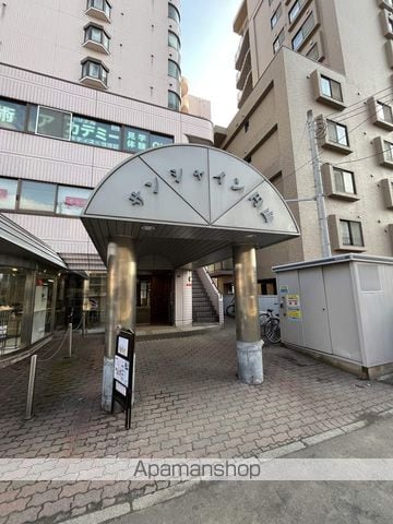 サンシャイン円山の玄関写真