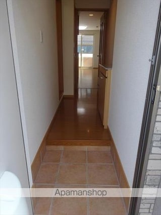 和歌山県和歌山市西浜２丁目[1R/33.15m2]の玄関