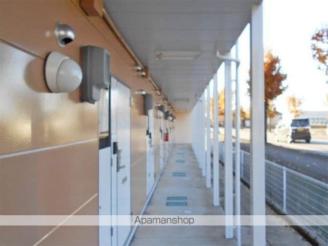 レオパレス高月の玄関写真