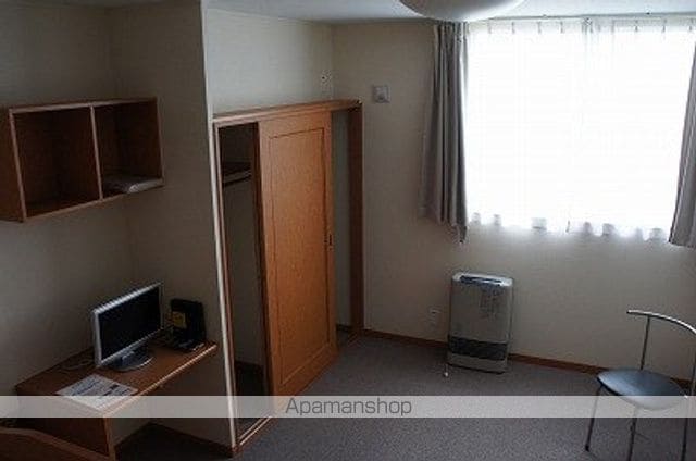 レオパレスファミリアIIIの内装写真
