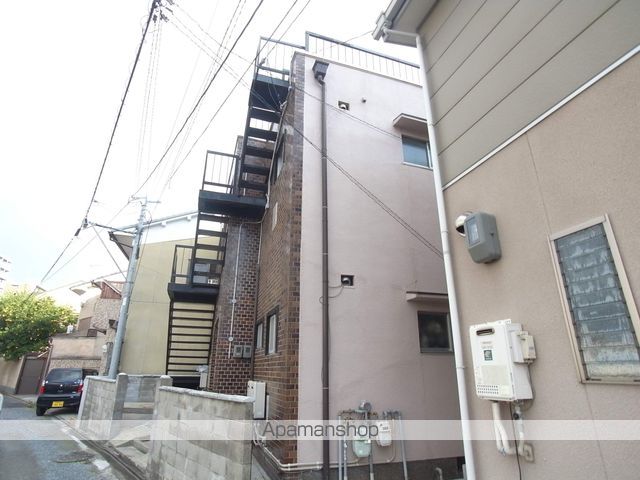 三興ハイツの外観写真