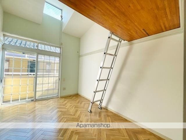 ロジュマン柳原1号館の内装写真