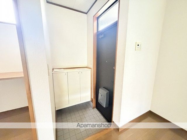エミールハチマンの内装写真