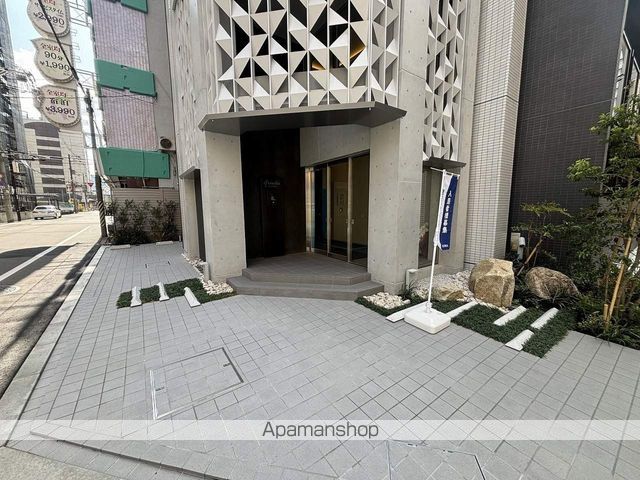 グランディア大阪ノースの玄関写真