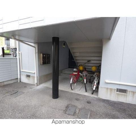 サンティーヌ神山の内装写真