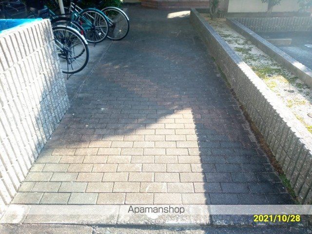レオパレスノアの玄関写真
