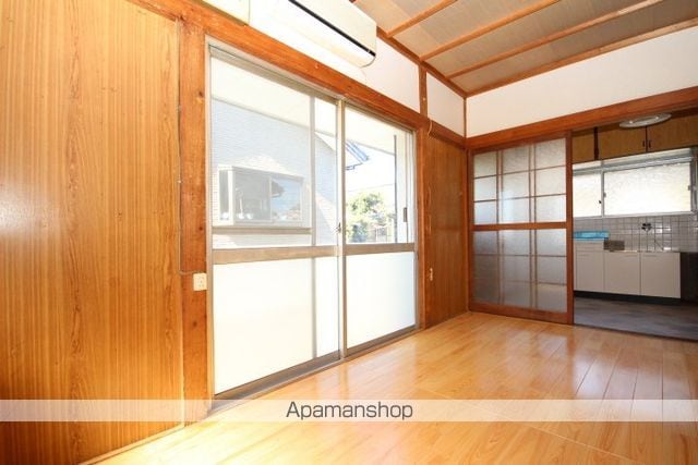 西村貸家の内装写真