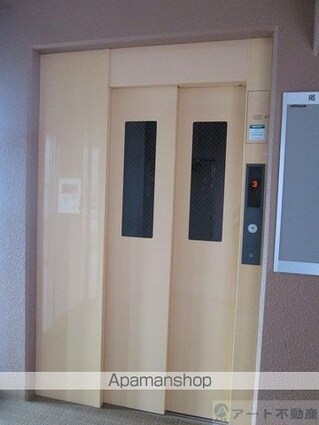 ヴェルジェ石手川[2LDK/50.4m2]の共用部1