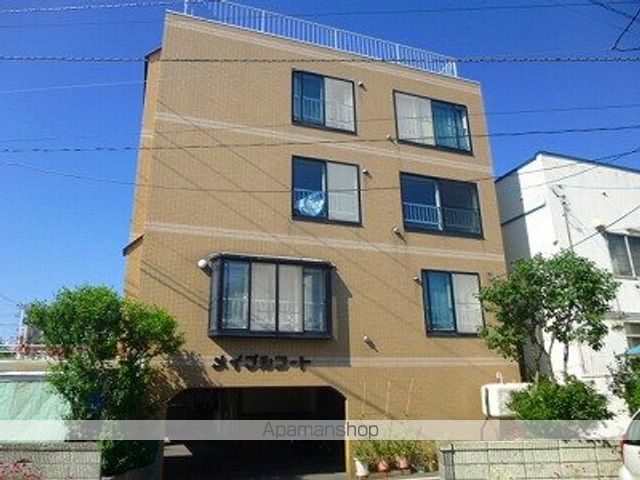 メイプルコートの外観写真