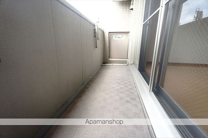 Ｇｒａｍｅｒｃｙ　Ｓｈｉｒａｋａｗａ　Ｋｏｅｎ[1LDK/46.64m2]のバルコニー