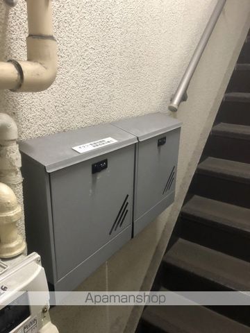 レザン経堂の外観写真