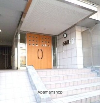 スカイコートヴァンテアン早稲田[1K/23.19m2]のエントランス