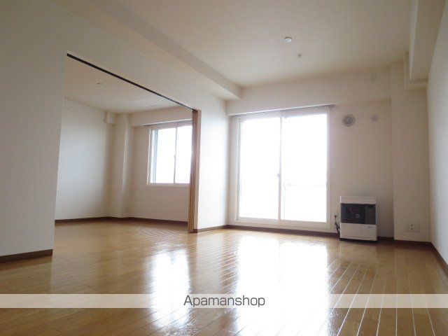 ティアラタワー中島倶楽部の内装写真